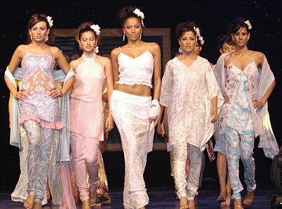 Models throng auditions of Delhi Fashion Week-2009